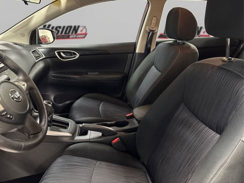 Used 2019 Nissan Sentra SV image 9