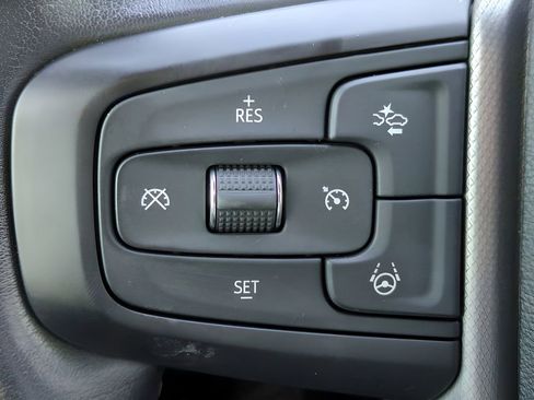 Used 2023 GMC Yukon Denali w/ Advanced Technology Package image 26