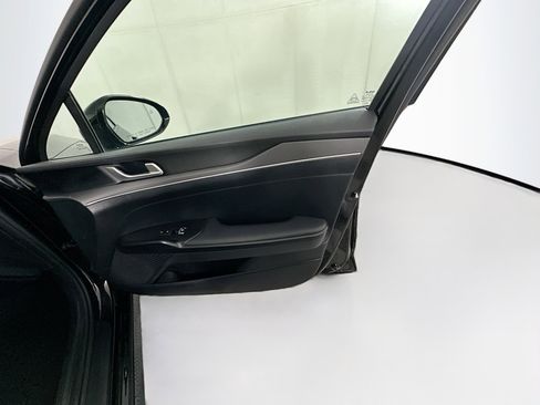 Used 2025 Kia K5 LXS image 30