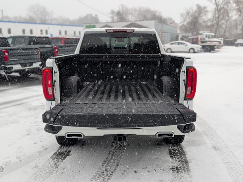 Used 2022 GMC Sierra 1500 AT4 w/ AT4 Preferred Package image 40