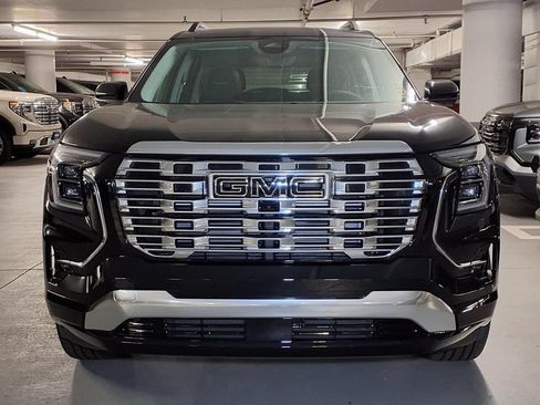 New 2026 GMC Terrain Denali w/ LPO, Black Badging Package AWD/4WD image 2