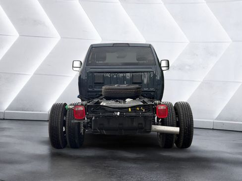New 2026 RAM 3500 Tradesman w/ Chrome Appearance Group A AWD/4WD image 5