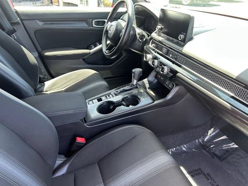 Used 2024 Honda Civic Sport image 15