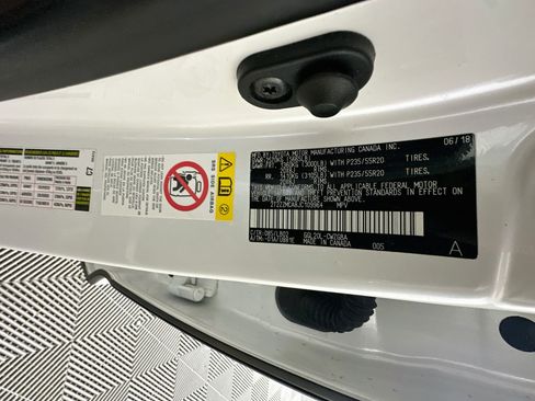 Used 2018 Lexus RX 350 FWD w/ Premium Package image 12