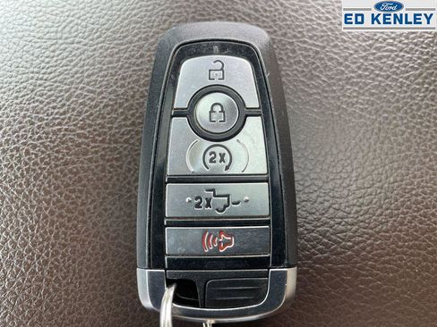 Used 2019 Ford F150 Lariat w/ Equipment Group 501A Mid image 14