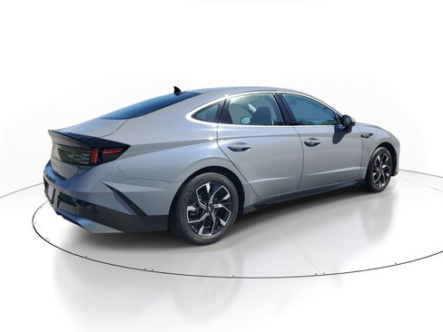 Used 2025 Hyundai Sonata SEL image 6