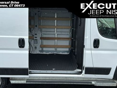 Used 2023 RAM ProMaster 2500 image 20