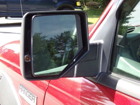 Used 2006 Ford Ranger XLT AWD/4WD image 13
