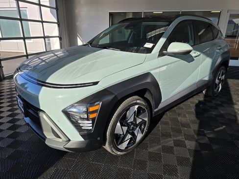Used 2024 Hyundai Kona Limited image 8