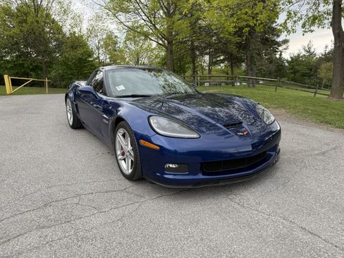 Used 2006 Chevrolet Corvette Z06 RWD image 1