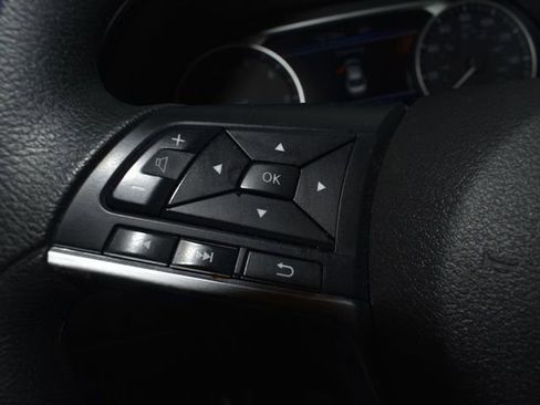 Used 2024 Nissan Sentra SV image 15