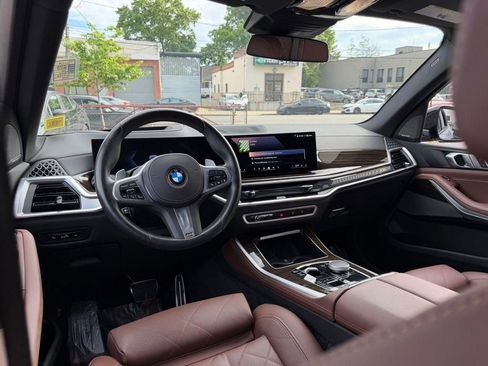 Used 2026 BMW X5 xDrive40i AWD/4WD image 21