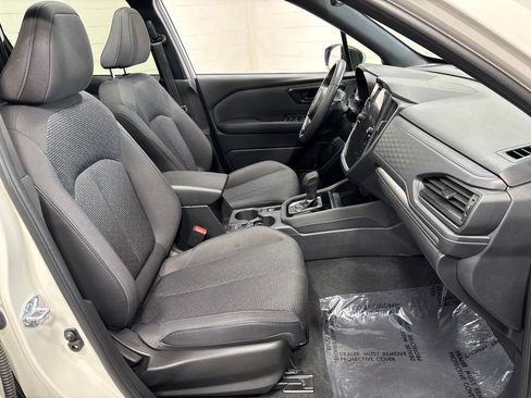 Used 2025 Subaru Forester Premium AWD/4WD image 11