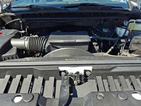 Certified 2022 Chevrolet Silverado 2500 Custom w/ Custom Convenience Package AWD/4WD image 28