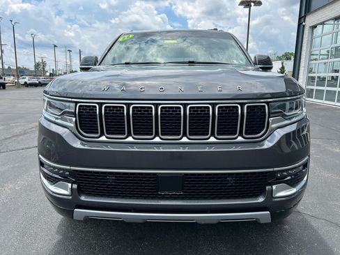Used 2022 Jeep Wagoneer Series II w/ Premium Group I AWD/4WD image 9