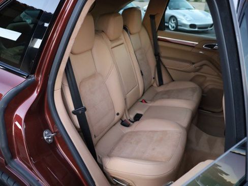 Used 2013 Porsche Cayenne GTS image 50