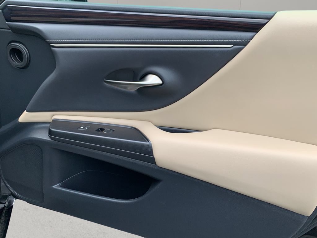 Used 2021 Lexus ES 350 w/ Premium Package FWD image 33