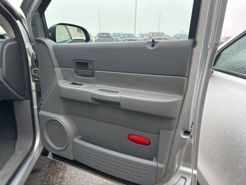 Used 2005 Dodge Durango SXT image 24