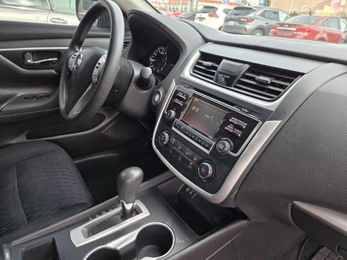 Used 2017 Nissan Altima 2.5 S w/ Power Driver Seat Package image 15