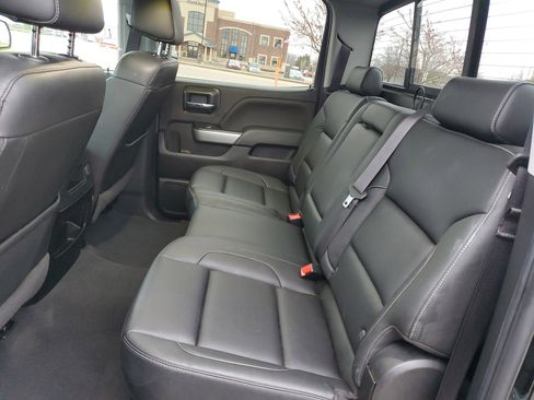 Used 2018 Chevrolet Silverado 1500 LTZ Z71 w/ LTZ Plus Package image 9