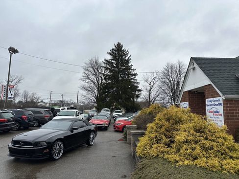 Used 2014 Ford Mustang Convertible image 1