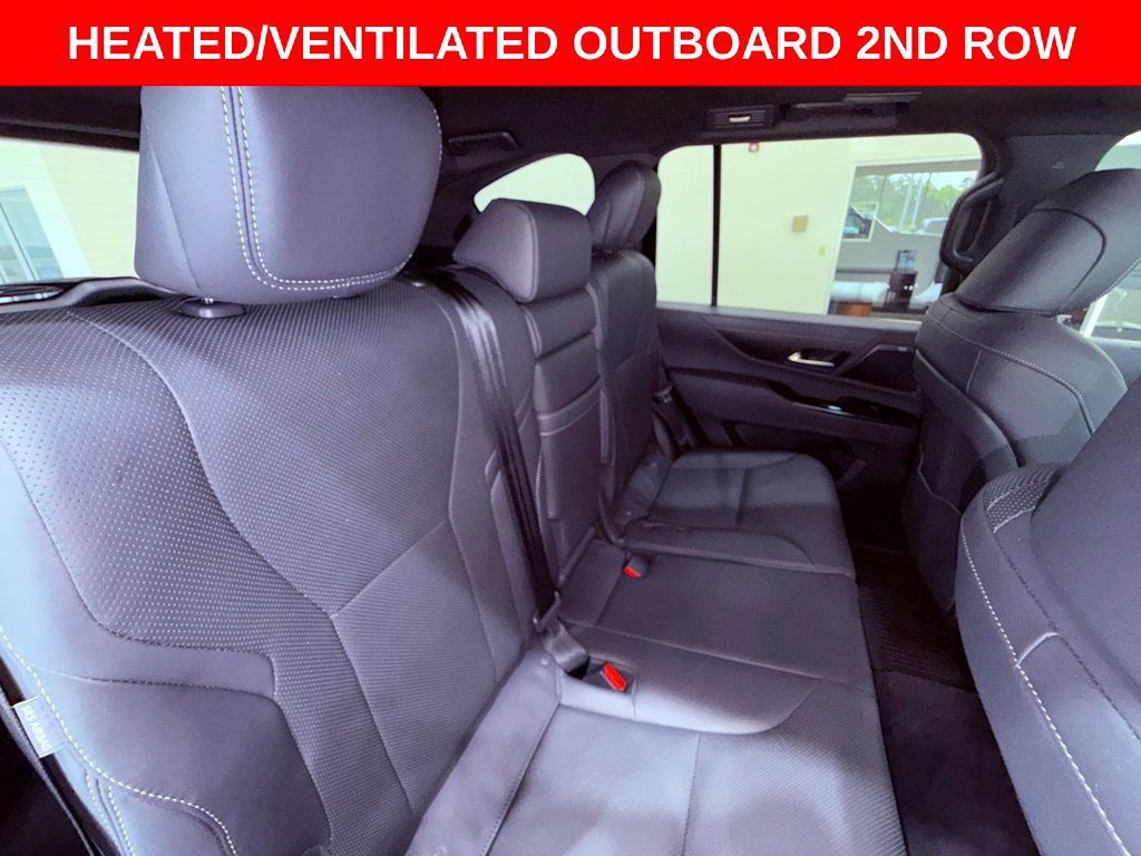 Certified 2024 Lexus LX 600 4WD w/ Interior Upgrade Package image 18