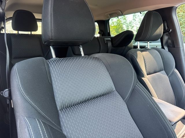 Used 2022 Mitsubishi Outlander ES FWD image 24