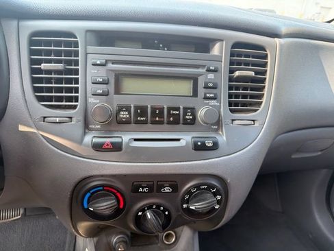 Used 2007 Kia Rio LX FWD image 20