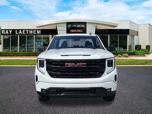 New 2026 GMC Sierra 1500 Elevation image 8