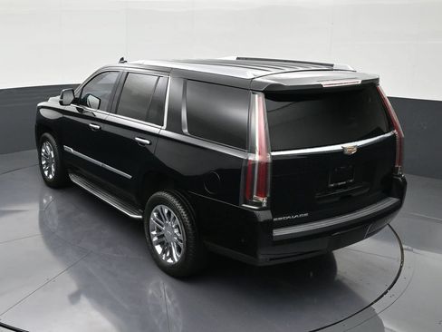 Used 2019 Cadillac Escalade 2WD image 13