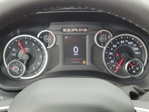 Used 2026 RAM 2500 Big Horn AWD/4WD image 9