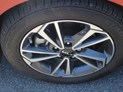 Certified 2024 Kia Forte LXS image 14