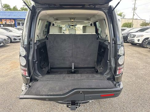 Used 2014 Land Rover LR4 HSE LUX AWD/4WD image 9