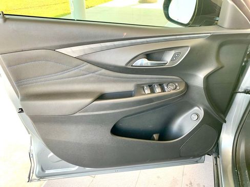 Used 2026 Buick Envista Sport Touring w/ Convenience I Package FWD image 10