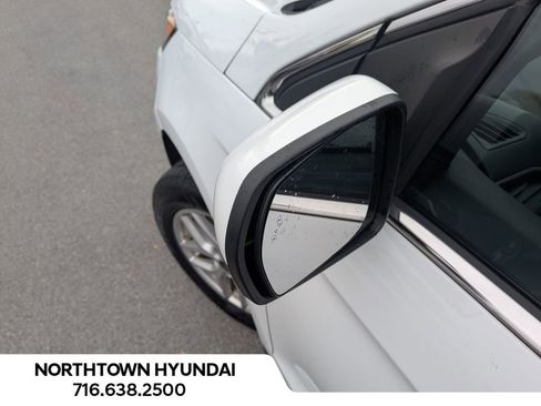 Used 2023 Ford Edge SEL image 41