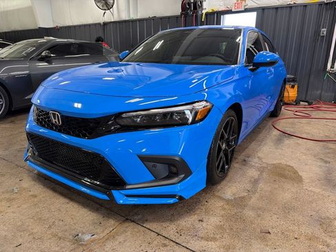 Used 2024 Honda Civic Sport Touring image 1