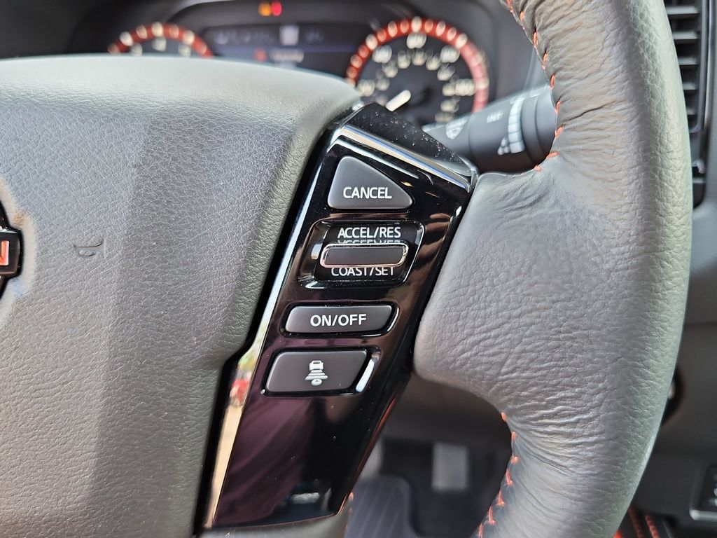 Used 2023 Nissan Frontier PRO-4X w/ Pro Convenience Package AWD/4WD image 12