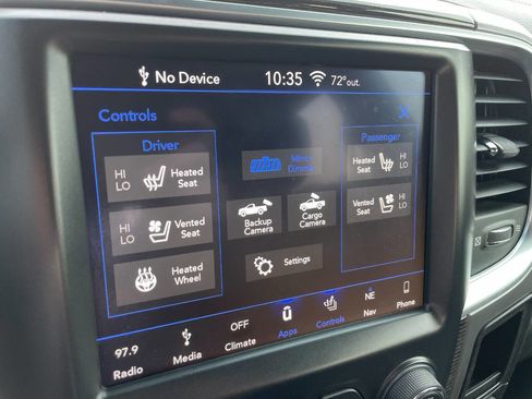 Used 2018 RAM 3500 Laramie Longhorn image 39