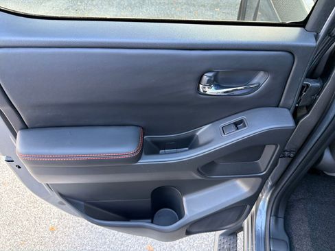 Certified 2025 Nissan Frontier Pro-X image 23