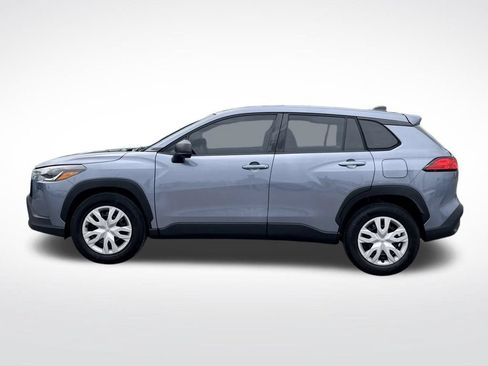 Used 2022 Toyota Corolla Cross L FWD image 3