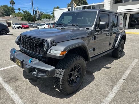 Used 2024 Jeep Wrangler Unlimited AWD/4WD image 2