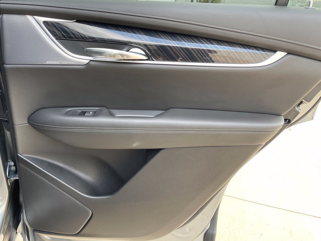 Used 2024 Cadillac XT6 Premium Luxury FWD image 25