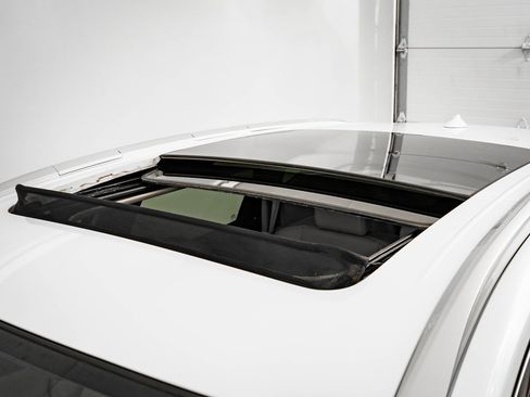 Used 2015 Nissan Murano Platinum w/ Platinum Technology Package image 14