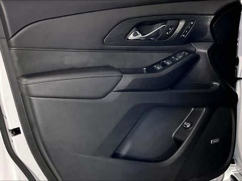 Certified 2023 Chevrolet Traverse High Country image 20