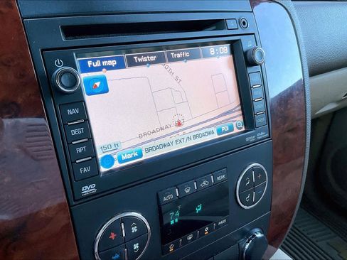 Used 2011 Chevrolet Tahoe LTZ image 31