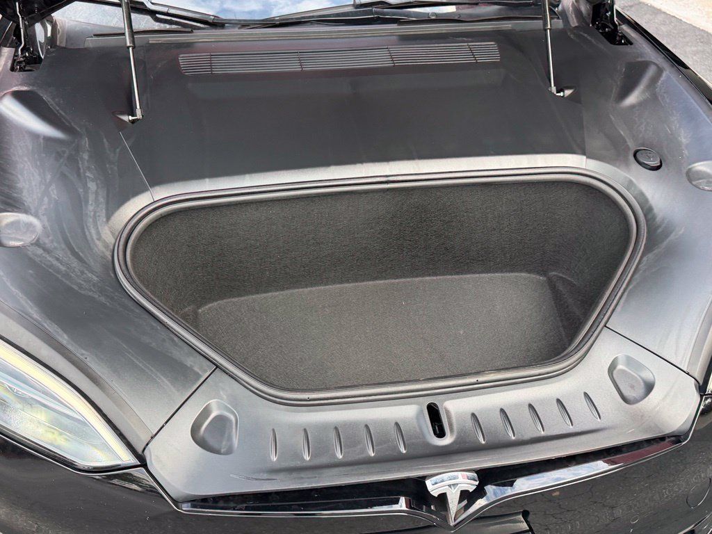 Used 2023 Tesla Model S AWD/4WD image 4