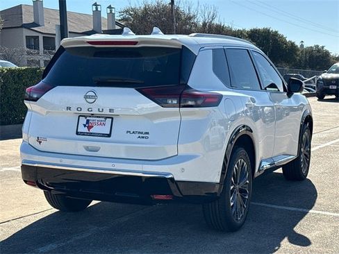 New 2026 Nissan Rogue Platinum w/ Tech Package image 9