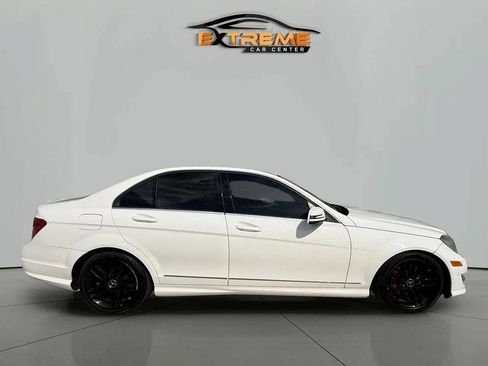 Used 2013 Mercedes-Benz C 300 4MATIC Sedan image 7