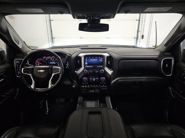 Used 2020 Chevrolet Silverado 1500 LTZ AWD/4WD image 32