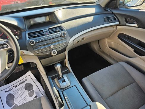 Used 2012 Honda Accord LX image 13
